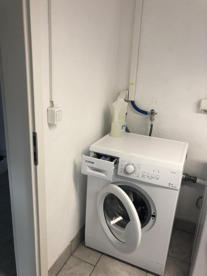 Moderne Helle 2,5 Zimmer Wohnung Mit Grossem Bad Und Kueche In Trossingen Kültér fotó