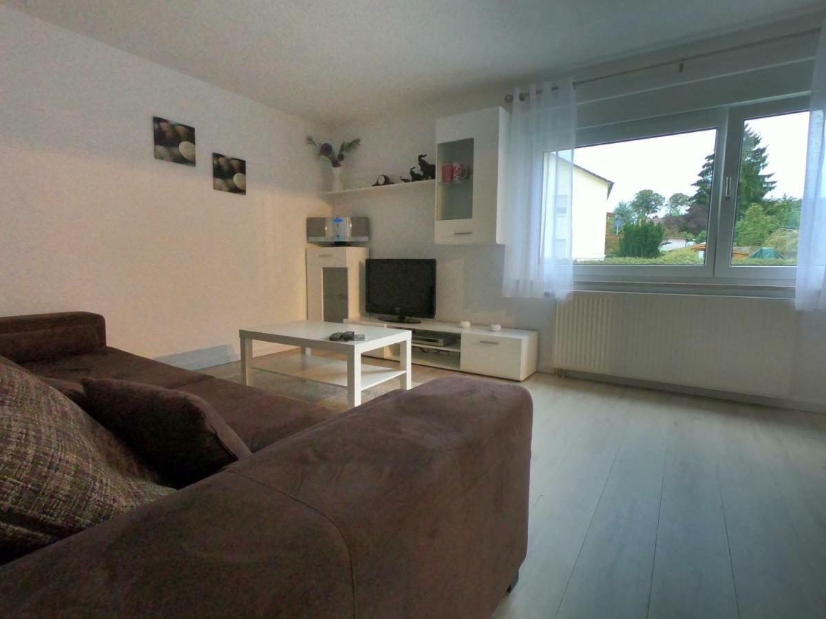 Moderne Helle 2,5 Zimmer Wohnung Mit Grossem Bad Und Kueche In Trossingen Kültér fotó