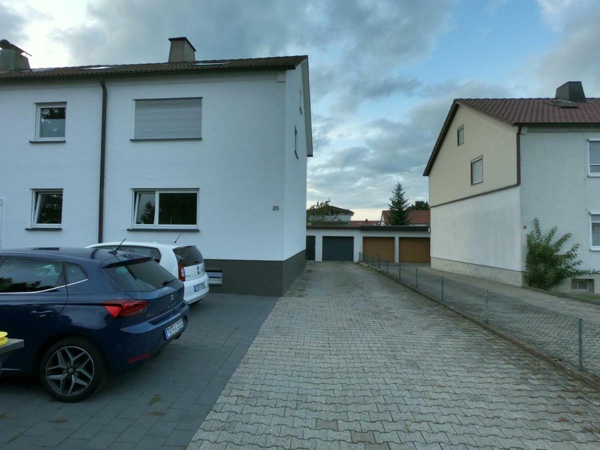 Moderne Helle 2,5 Zimmer Wohnung Mit Grossem Bad Und Kueche In Trossingen Kültér fotó