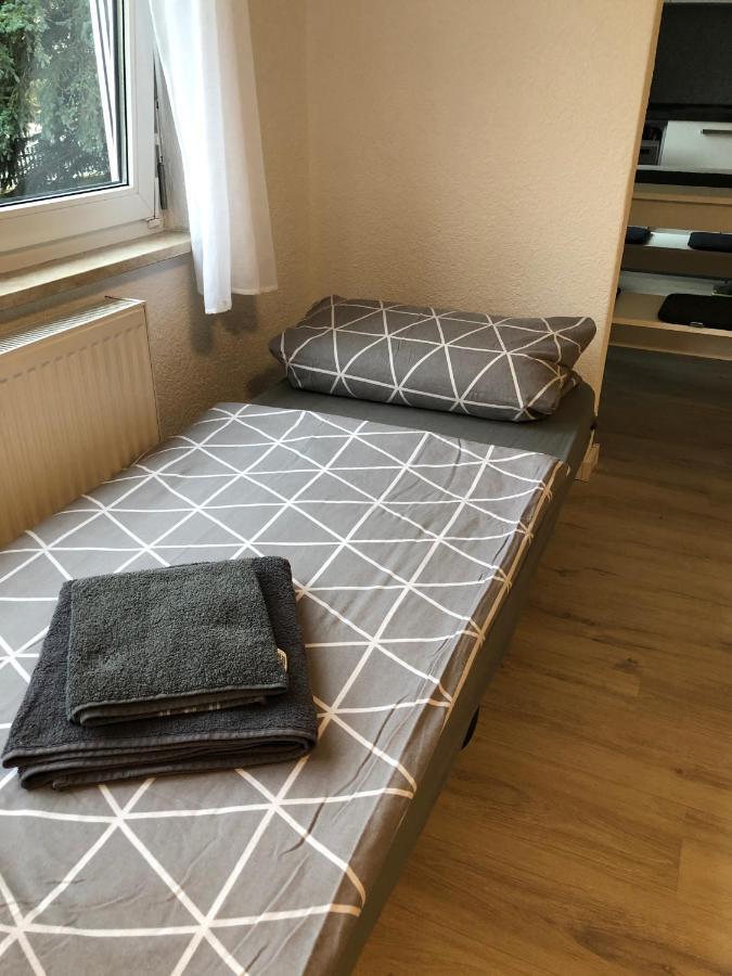 Moderne Helle 2,5 Zimmer Wohnung Mit Grossem Bad Und Kueche In Trossingen Kültér fotó